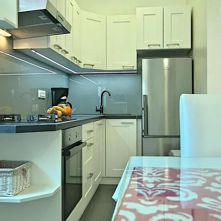Tatty Apartment Porec